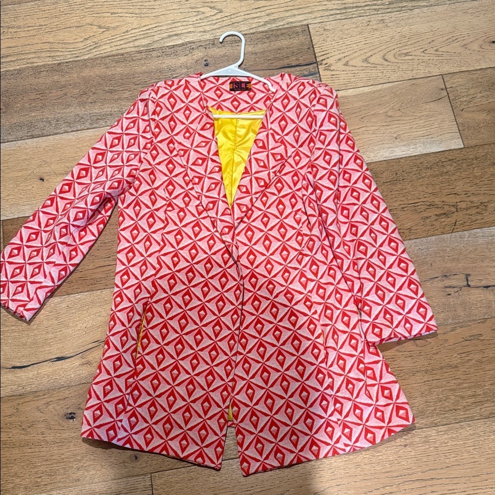 🌷ISLE Red and White Geometric Patterned Jacket